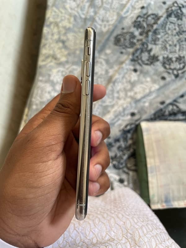 iPhone XS non pta 3