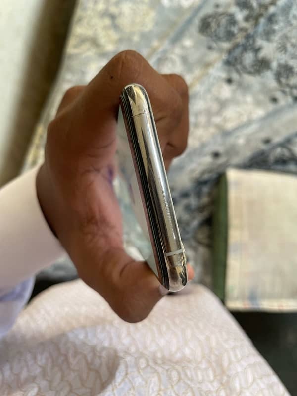 iPhone XS non pta 4