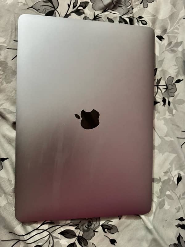 Macbook pro m1 16/256 13.3 inch 1