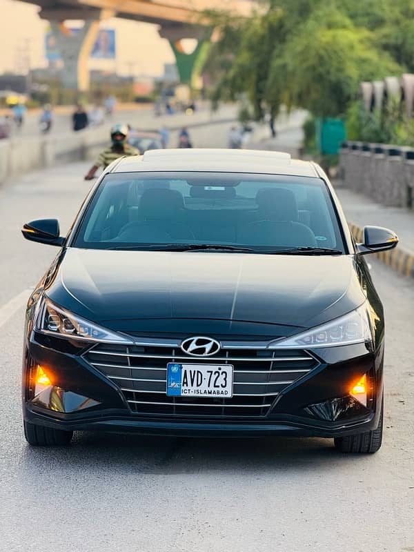 Hyundai Elantra 2021 1