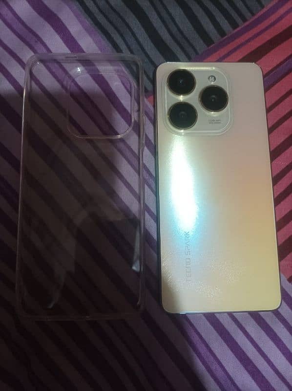 Tecno Spark 20 pro 8