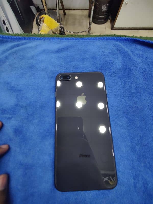 iphone 8 Plus PTA 64/Gb 2