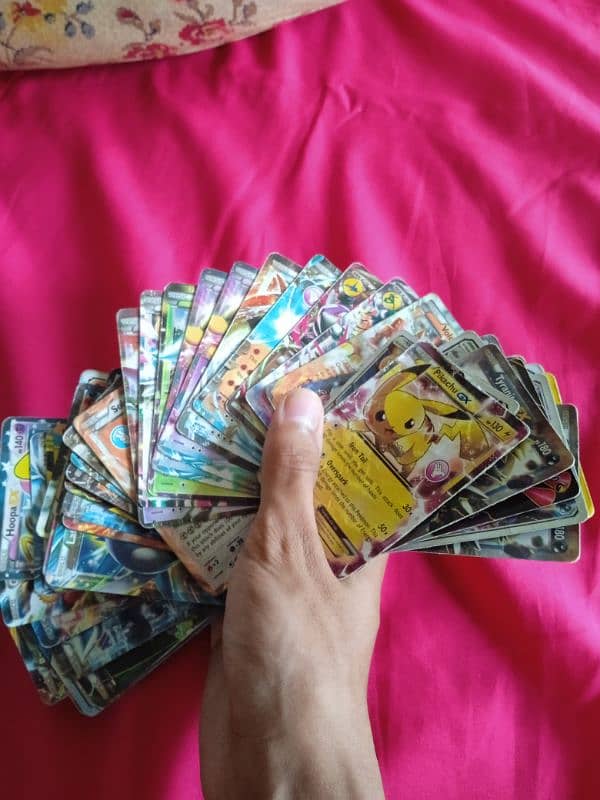 POKEMON CARDS RARE | 40% off !! 60 CARDS ONLY IN 1100 1