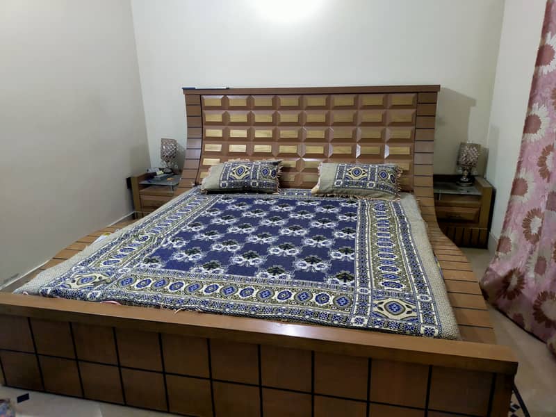 New Akhrot Wood Bedroom Set For Sale 1