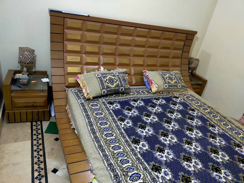 New Akhrot Wood Bedroom Set For Sale 2