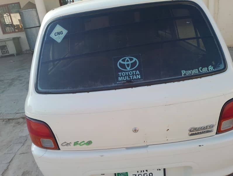 Daihatsu Cuore 2012 3