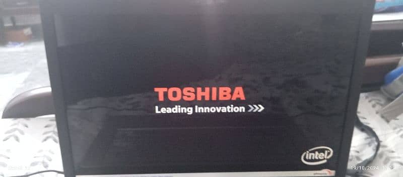 Toshiba laptop with charger. 8