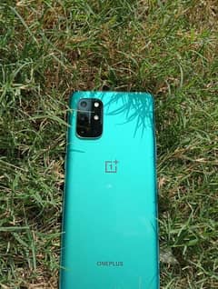 OnePlus 8t (one green line) 0