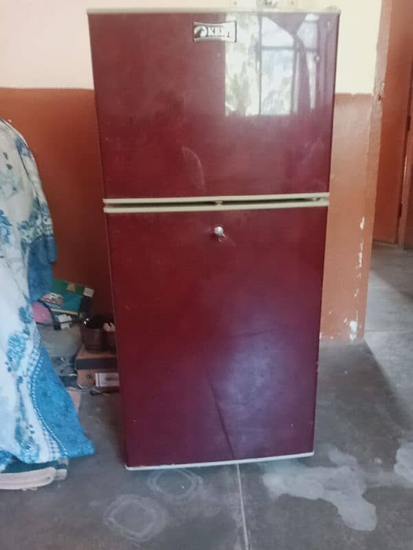 Kent small fridge for sale 3