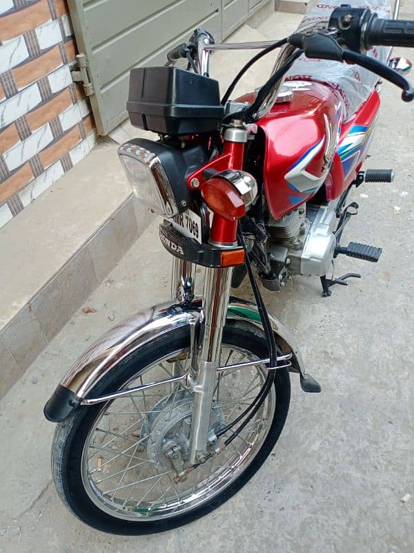 Honda 125 2022 3