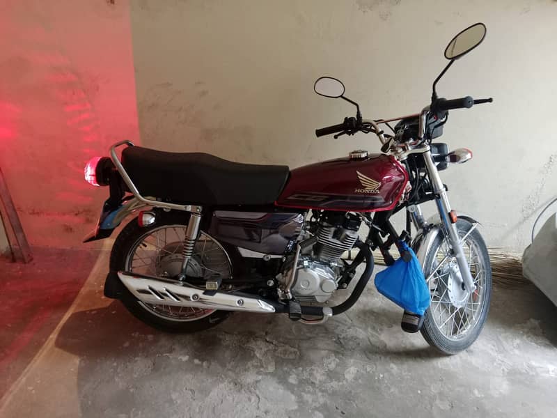 Honda CG 125 Special Edition 2024 1