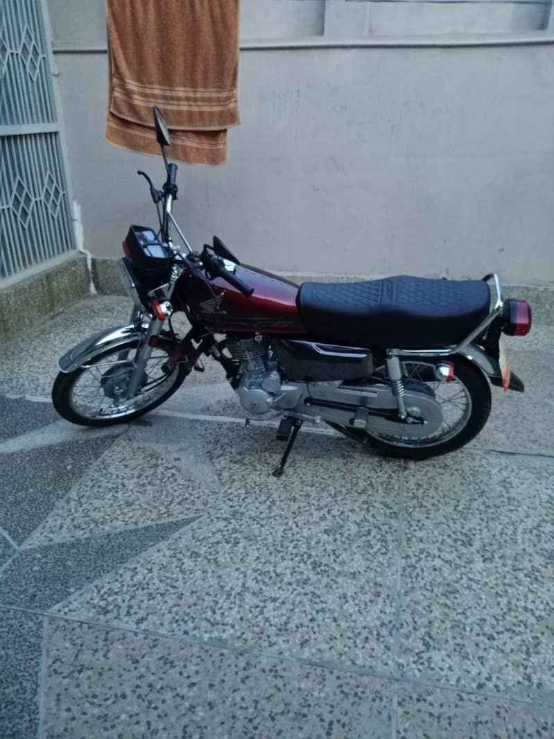 Honda CG 125 Special Edition 2024 2