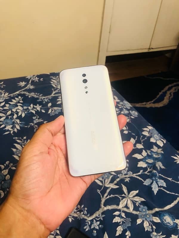 Oppo Reno Z 8GB RAM 256GB MEMORY 1