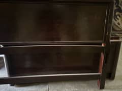 Urgent sale! 2x single bed with pure wooden and mattres