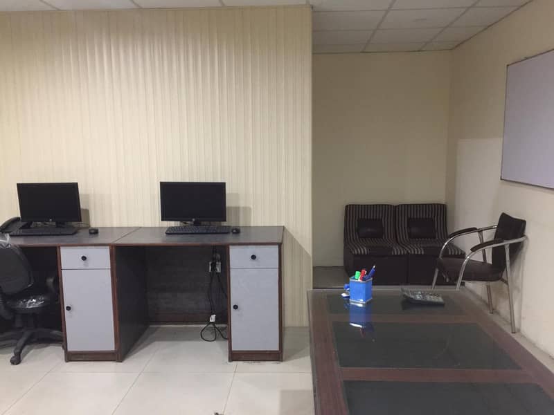 1800 Square Feet Fully Furnished New Corporate OFFICE FOR RENT GULBERG 4