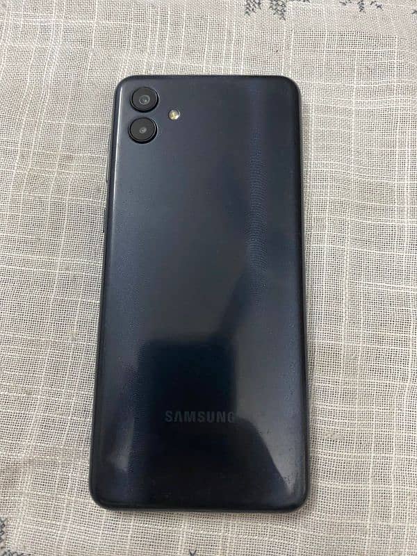 Samsung A04 10/10 condition 0