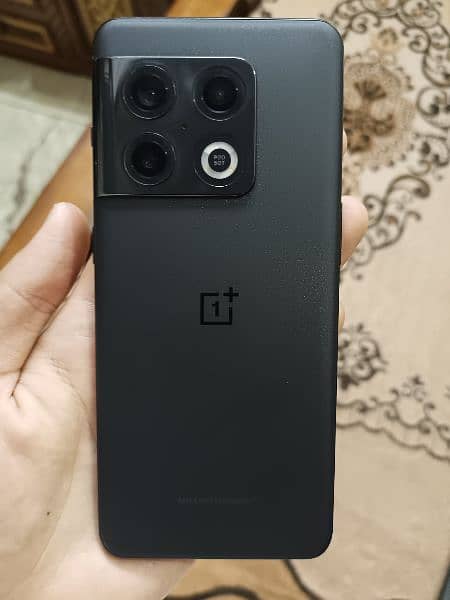 ONE PLUS 10 PRO 0