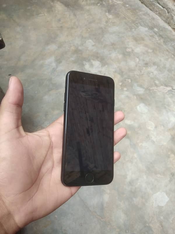 iphone 7G 128GB 1