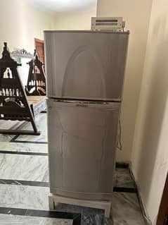 dawlance  medium size fridge