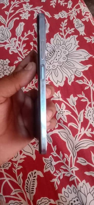 infinix hot40i 8/128 like new diba hei 3