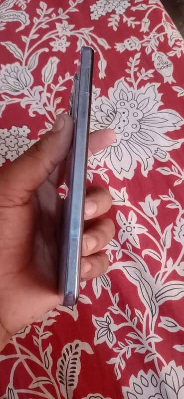 infinix hot40i 8/128 like new diba hei 4