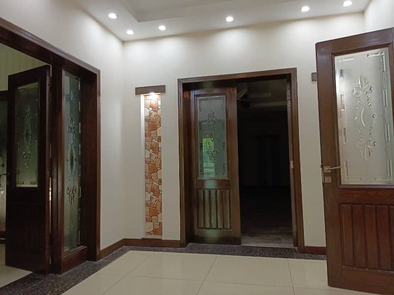 One Kanal Corner Double Unit House Available On Rent At Prime Location Of DHA Phase 06. 25