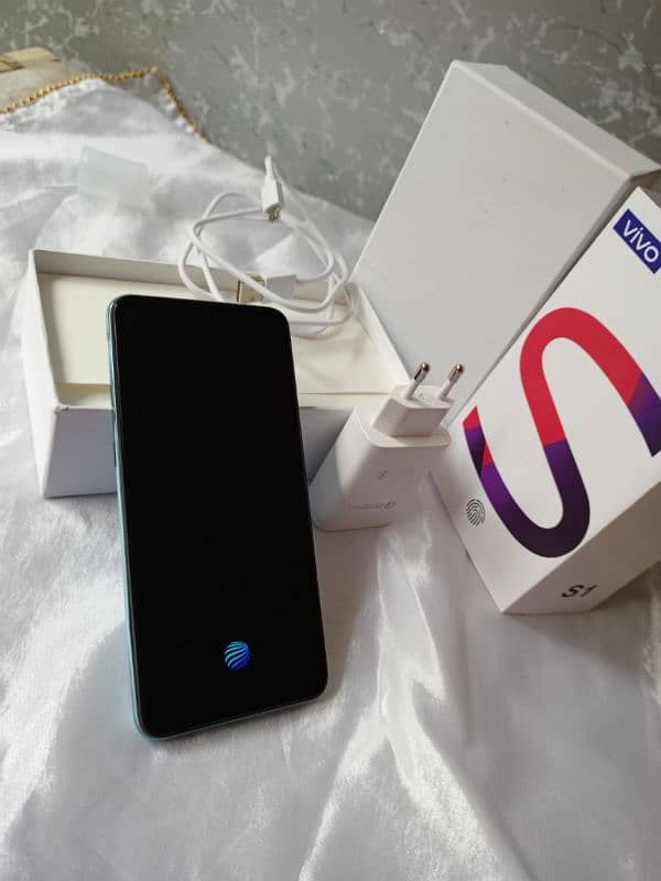 Vivo S1 8Gb+256Gb 10/10 With Complete Box 4