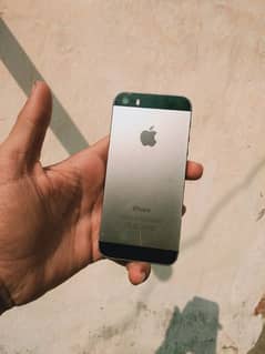 iPhone 5s Phone number 03227024638 only Whatsapp 0