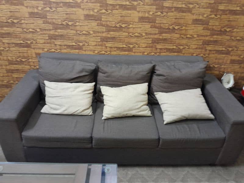 Sofa set in good condition 0