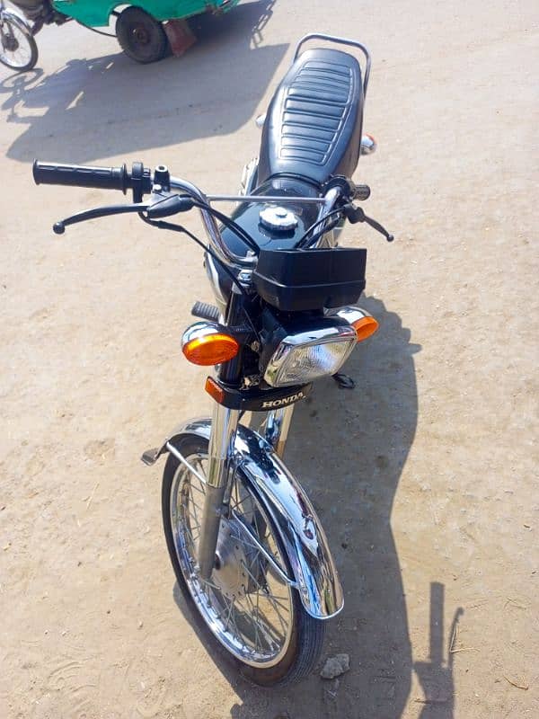 Honda 125 / 2015model 1