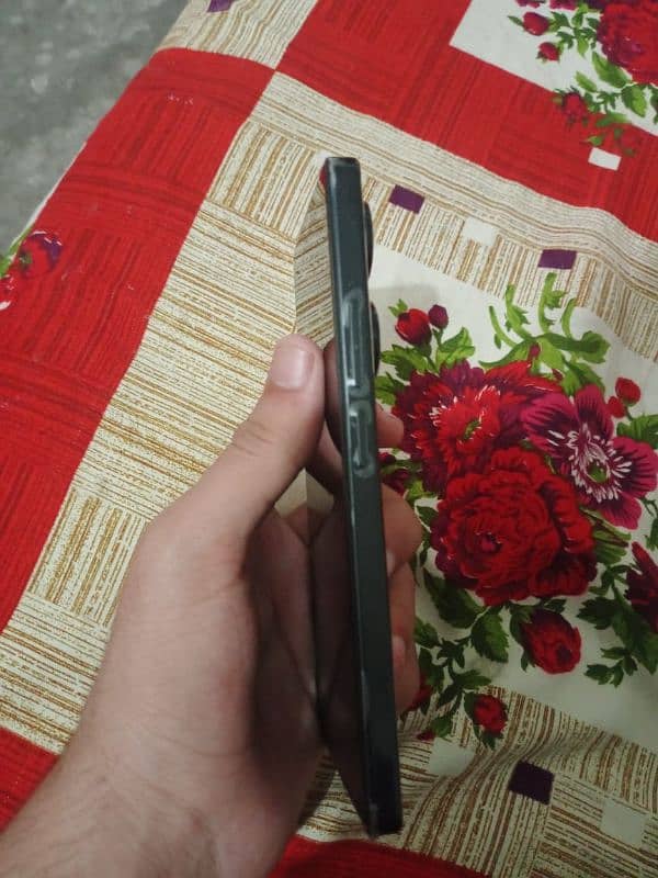 Redmi Note 13 pro 12