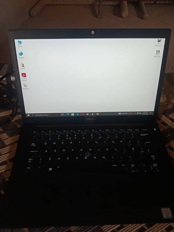 Dell Latitude 7480 (V Pro) i5 7th generation lush condition 0