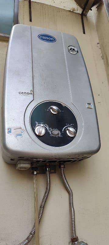 Canon Instant Gyeser 10 Liter Capacity 2