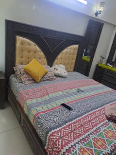 Strong wooden bed set 0