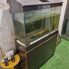 3 feet aquarium for sale with accessories and stand 0