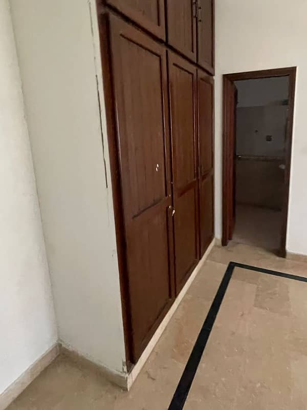 10 marla upper portion for rent in G-13 2