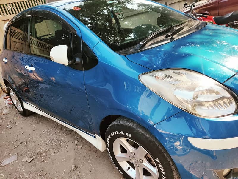 Toyota Vitz 2009/2012 old 1