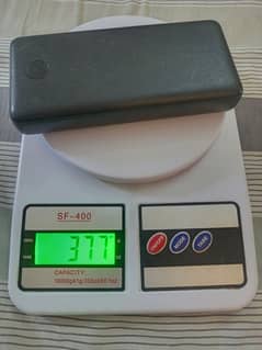 Digital Scale with FREE Toshiba AA Cells