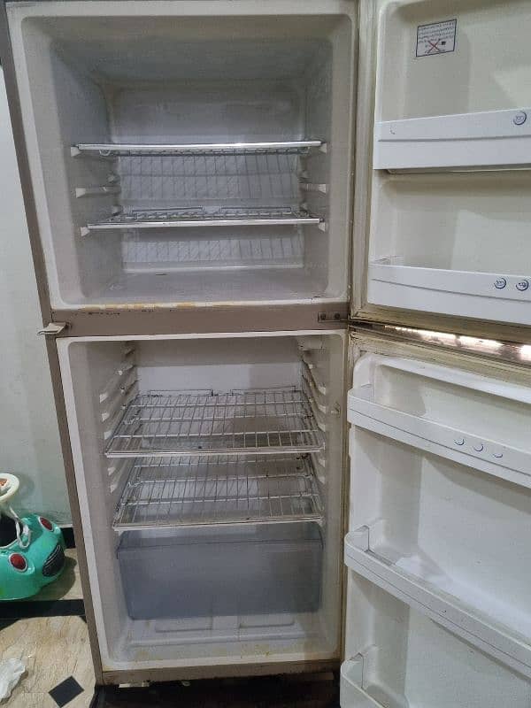 Haier Big Size Fridge For Sale 0