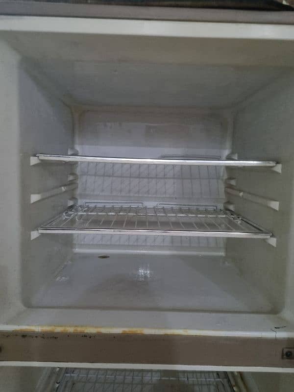 Haier Big Size Fridge For Sale 3