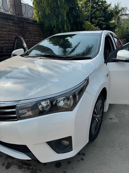 Toyota Altis Grande 2015 4