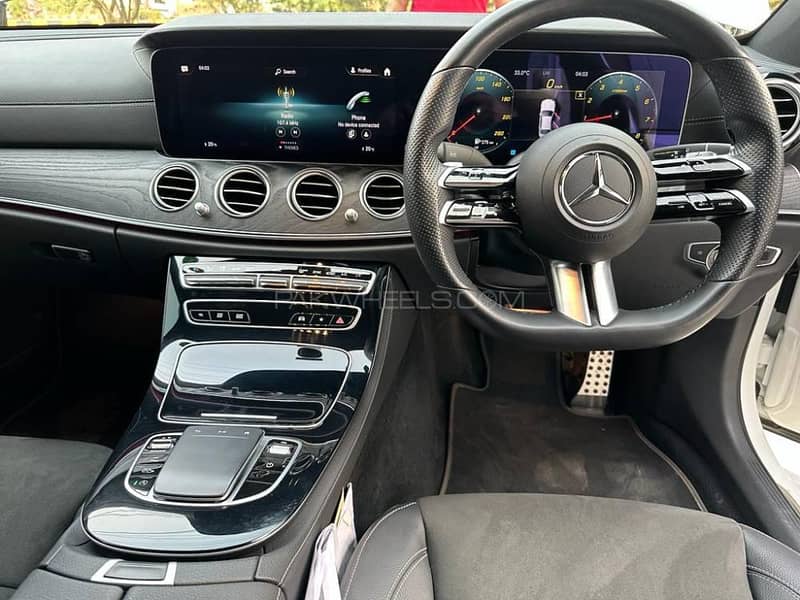 Mercedes Benz E180 AMG 2021 8