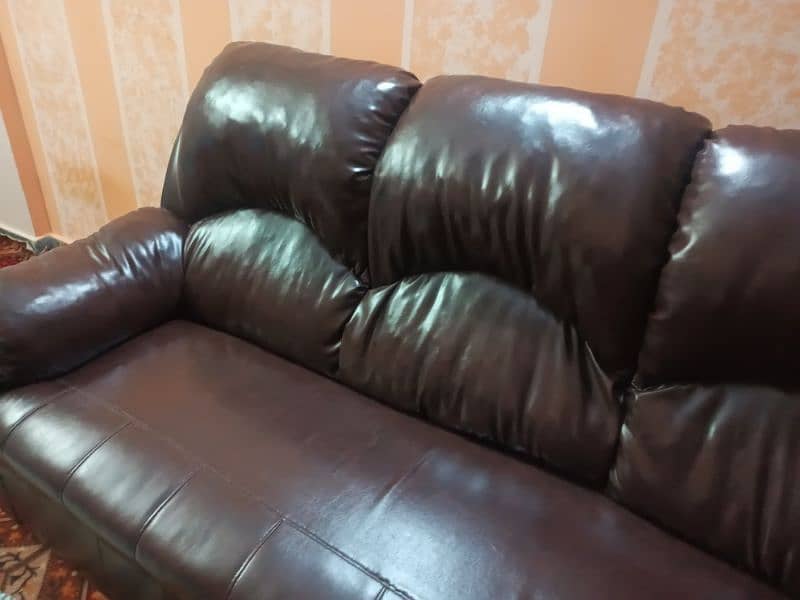 Complete Sofa Set Ragzen - Good Condition 1