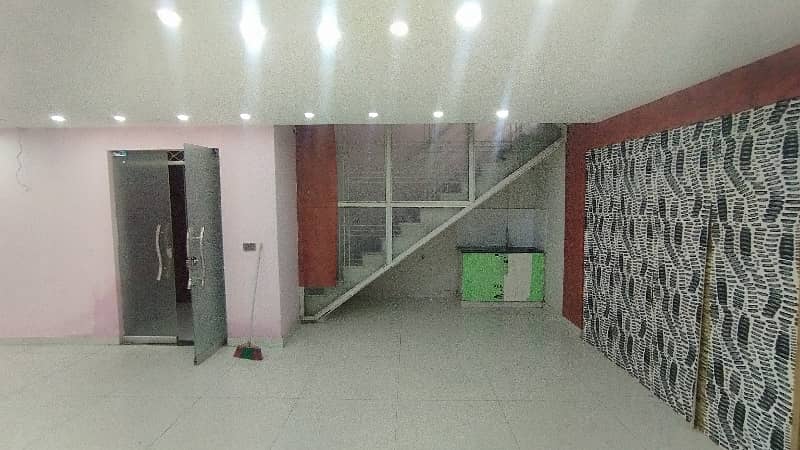 5 MARLA BASEMENT AVAILABLE FOR RENT ON PRIME LOCATION IN SECTOR D BAHRIA TOWN LAHORE 3