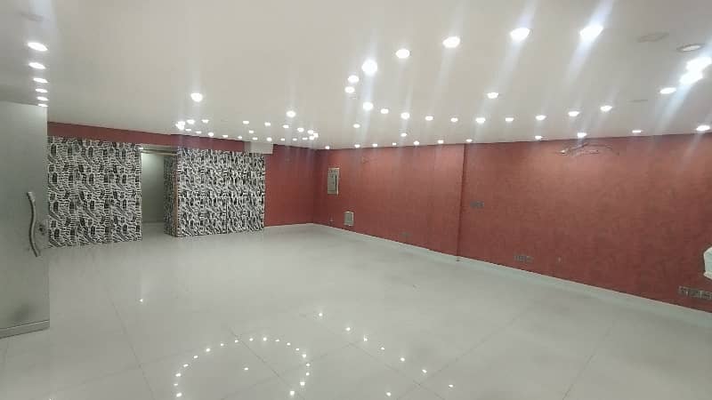 5 MARLA BASEMENT AVAILABLE FOR RENT ON PRIME LOCATION IN SECTOR D BAHRIA TOWN LAHORE 6