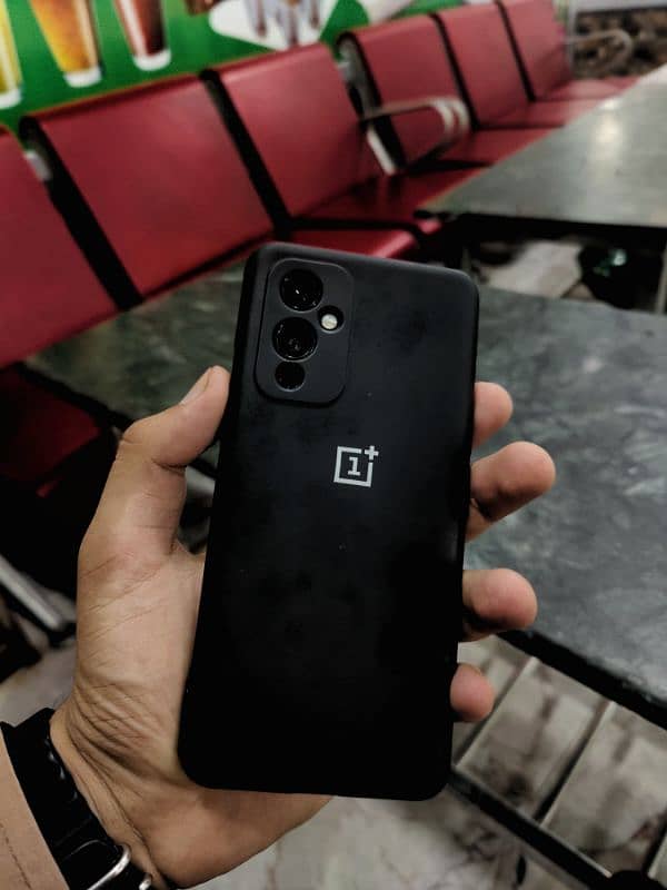 OnePlus 9 12/256 1