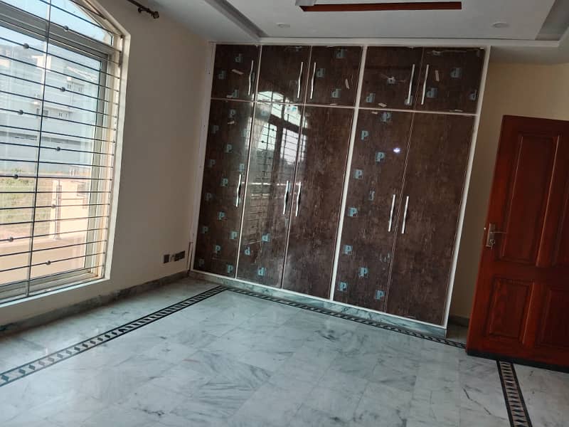 1kanal Upper portion is Available For Rent in D. 12 Near To Markaz 1