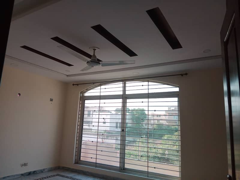 1kanal Upper portion is Available For Rent in D. 12 Near To Markaz 3