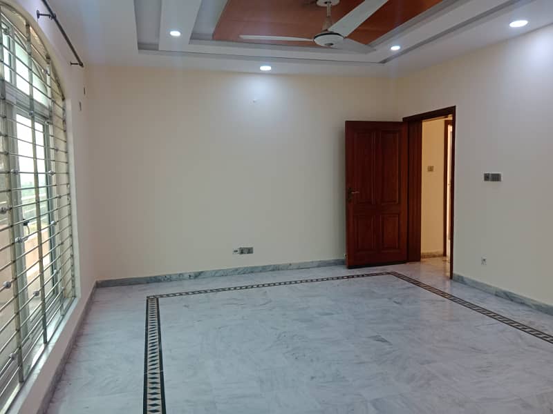 1kanal Upper portion is Available For Rent in D. 12 Near To Markaz 27