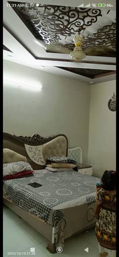 SECTOR 11/B BEAUTIFUL SECOND FLOOR 03 BED D D NORTH KARACHI